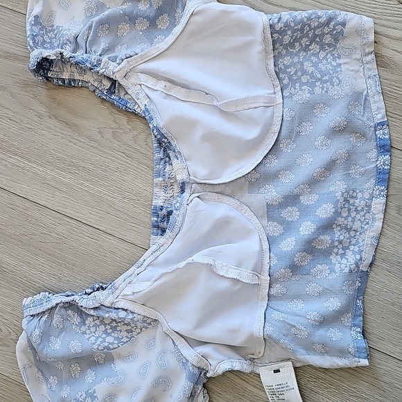 Hollister Coastal Cowgirl Patchwork Paisley Viscose Smocked Crop Top Small - Picture 11 of 12